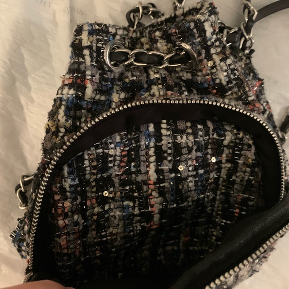 small backpack - Picture 3 of 6